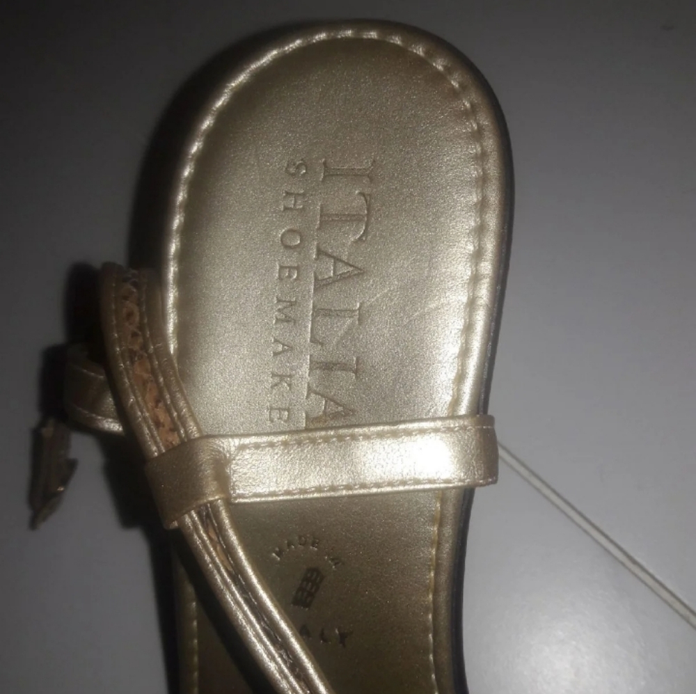 Italian Shoes - Picture 3 of 4